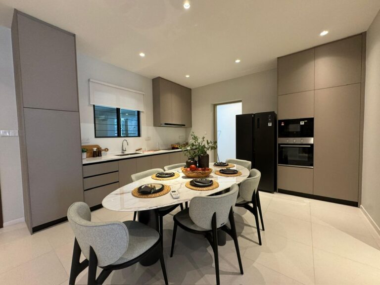 waterstone dinning room